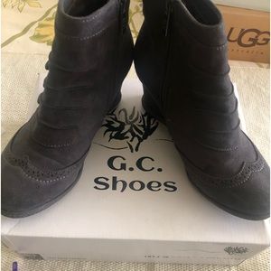 G.C. SHOES Women’s Wedge Heel Zip-Up Ankle Boots Shoes 7.  GREY FAWN